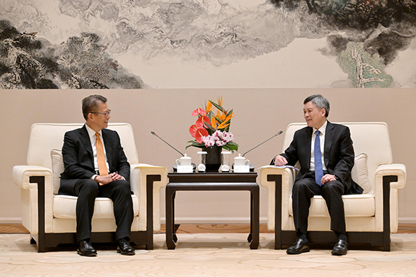 财政司司長繼續訪問杭州和蘇州